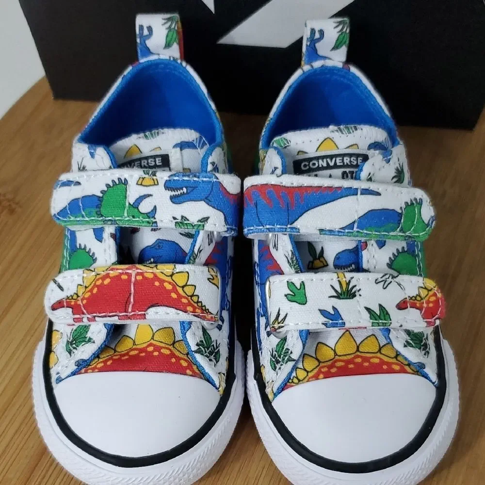Converse CTAS 2V OX Infant Dinosaur Low Top Sneakers Size 5 NIB